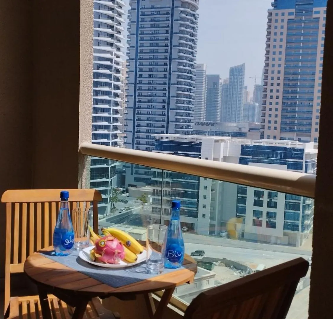 Апартаменты Marina View Manchester Tower Дубай